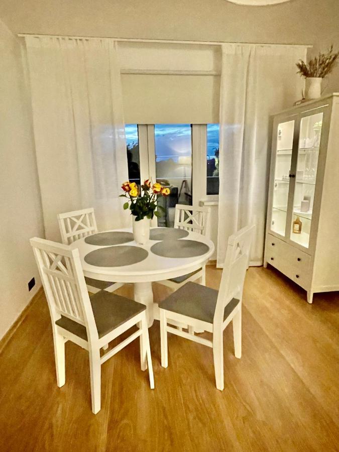 Keskuse Apartment With A Balcony Haapsalu Exterior foto